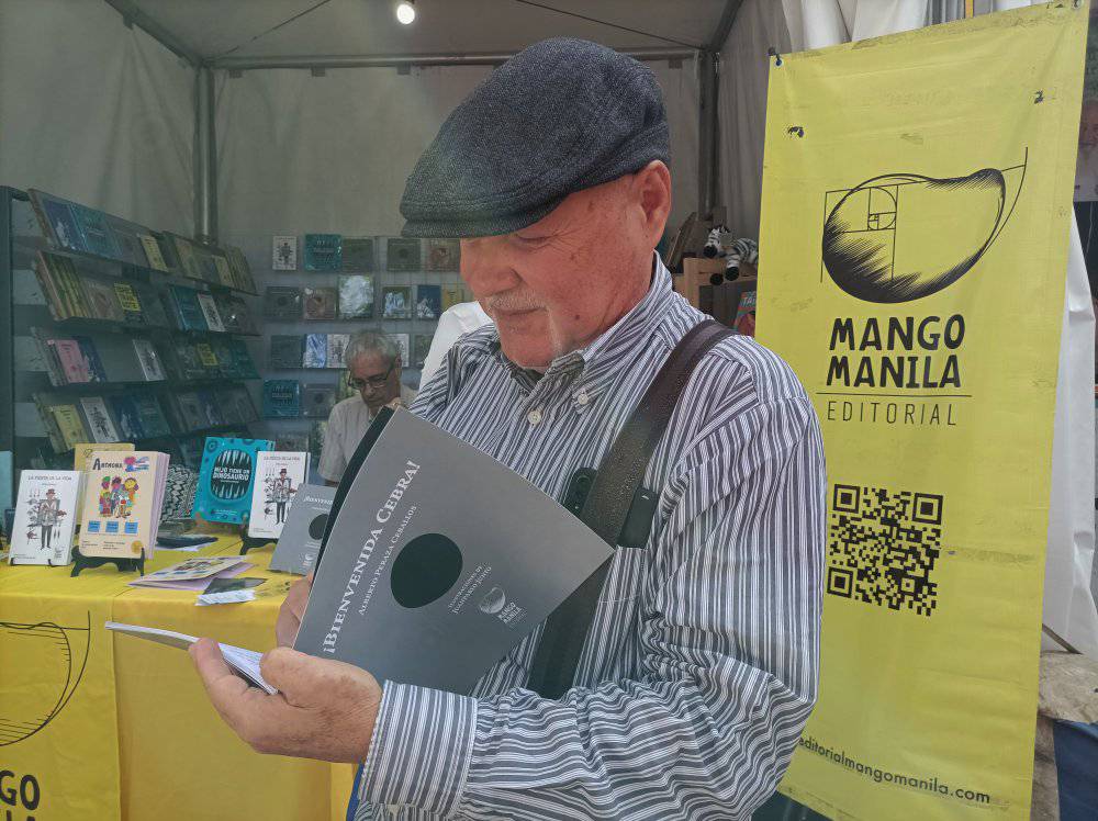 Alberto Peraza en la Feria Internacional del Libro Infantil y Juvenil (FILIJ), en México